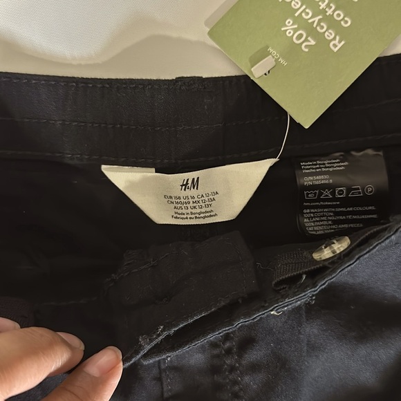 H&M WIDE-LEG CARGO PANTS - Picture 3 of 4